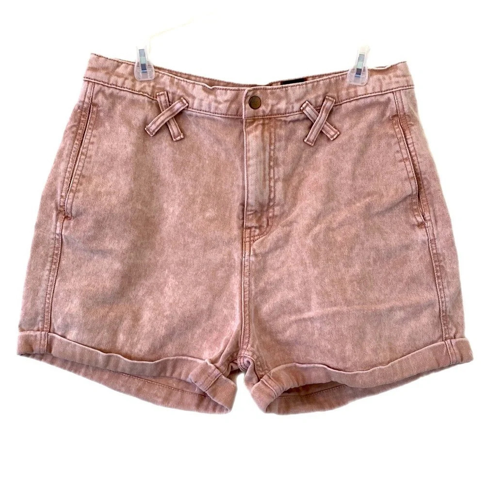 🌸Urban Outfitters BDG high rise pink acid wash jean mom shorts